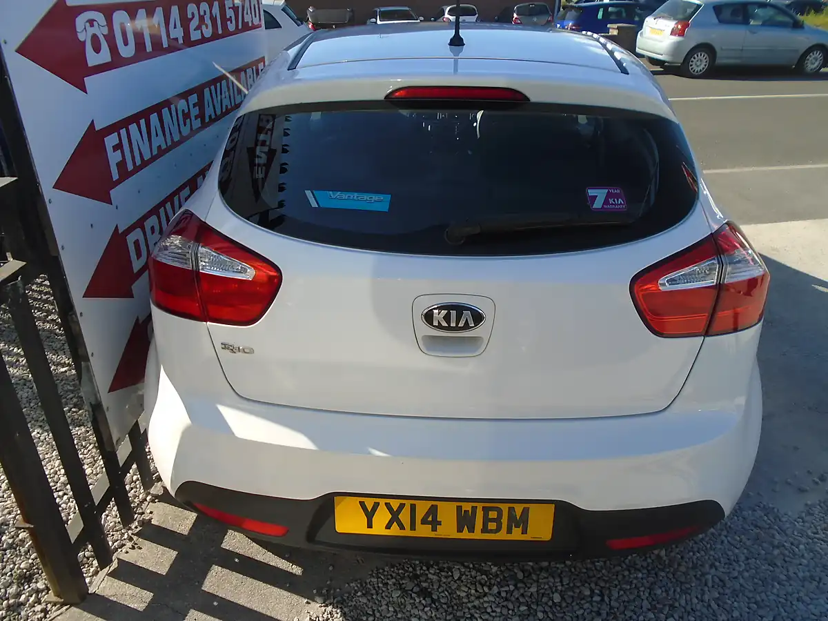 Used 2014 Kia Rio 1 White - Interior and Exterior details 7
