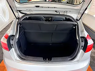 Used 2014 Kia Rio 2 Silver - Interior and Exterior details 10