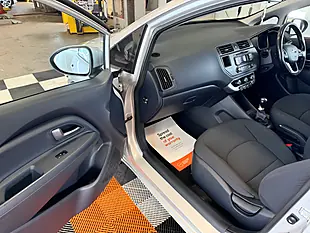 Used 2014 Kia Rio 2 Silver - Interior and Exterior details 11