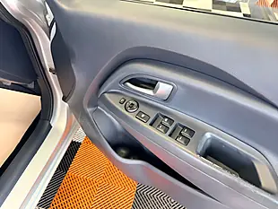 Used 2014 Kia Rio 2 Silver - Interior and Exterior details 17