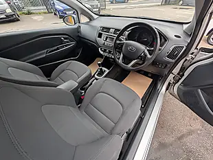 Used 2014 Kia Rio 2 Silver - Interior and Exterior details 9