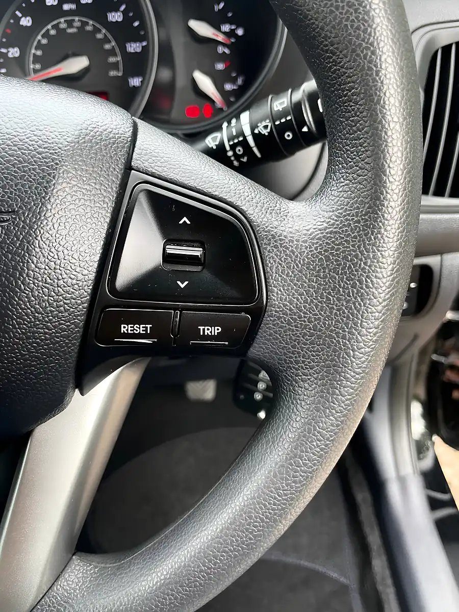 Used 2014 Kia Rio Ecodynamics 1 Air Black - Interior and Exterior details 15