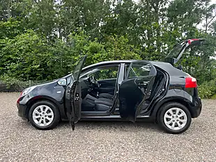 Used 2014 Kia Rio Ecodynamics 1 Air Black - Interior and Exterior details 8