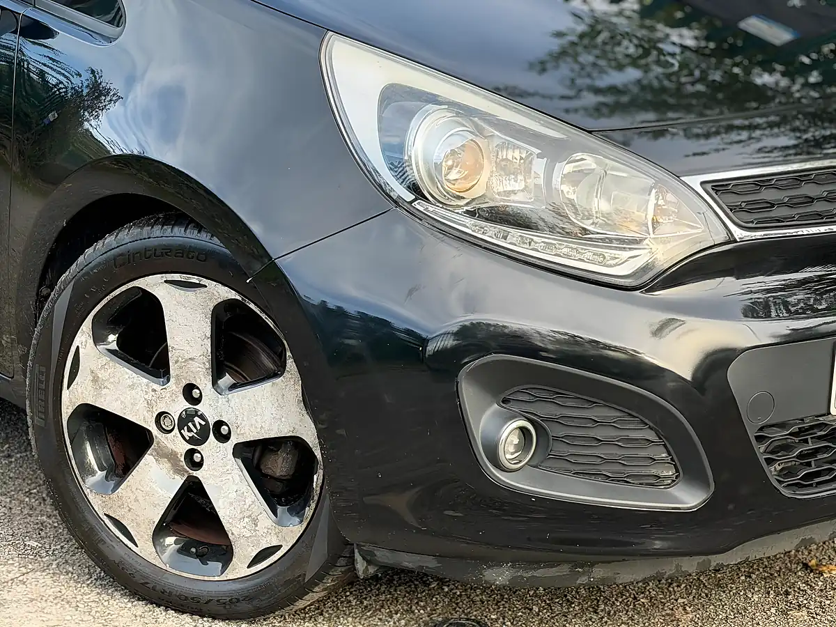 Used 2014 Kia Rio Ecodynamics 3 Black - Interior and Exterior details 3