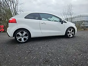Used 2014 Kia Rio Ecodynamics 3 White - Interior and Exterior details 14