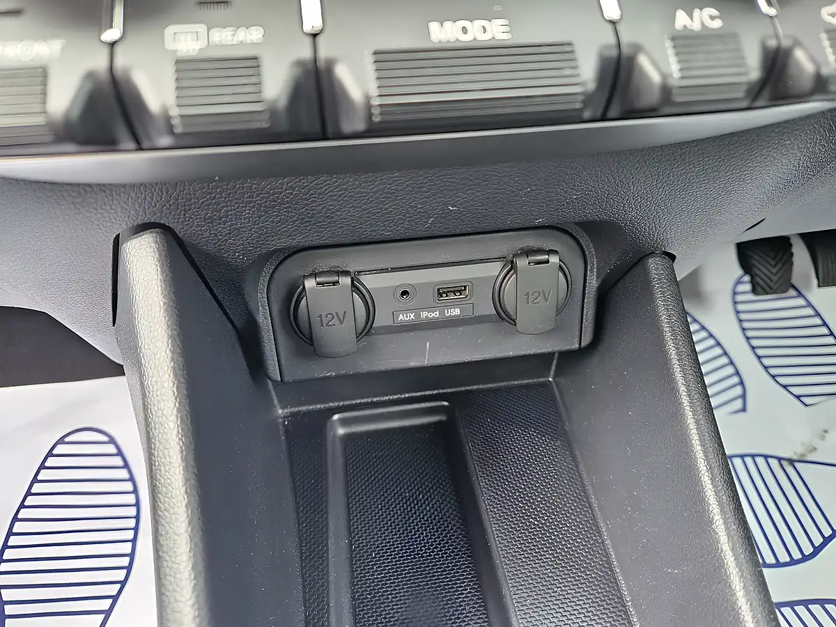 Used 2014 Kia Rio Ecodynamics 3 White - Interior and Exterior details 18