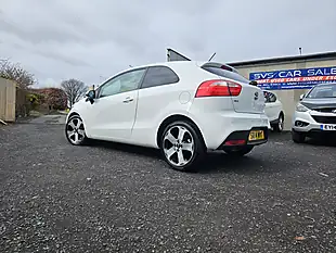 Used 2014 Kia Rio Ecodynamics 3 White - Interior and Exterior details 3
