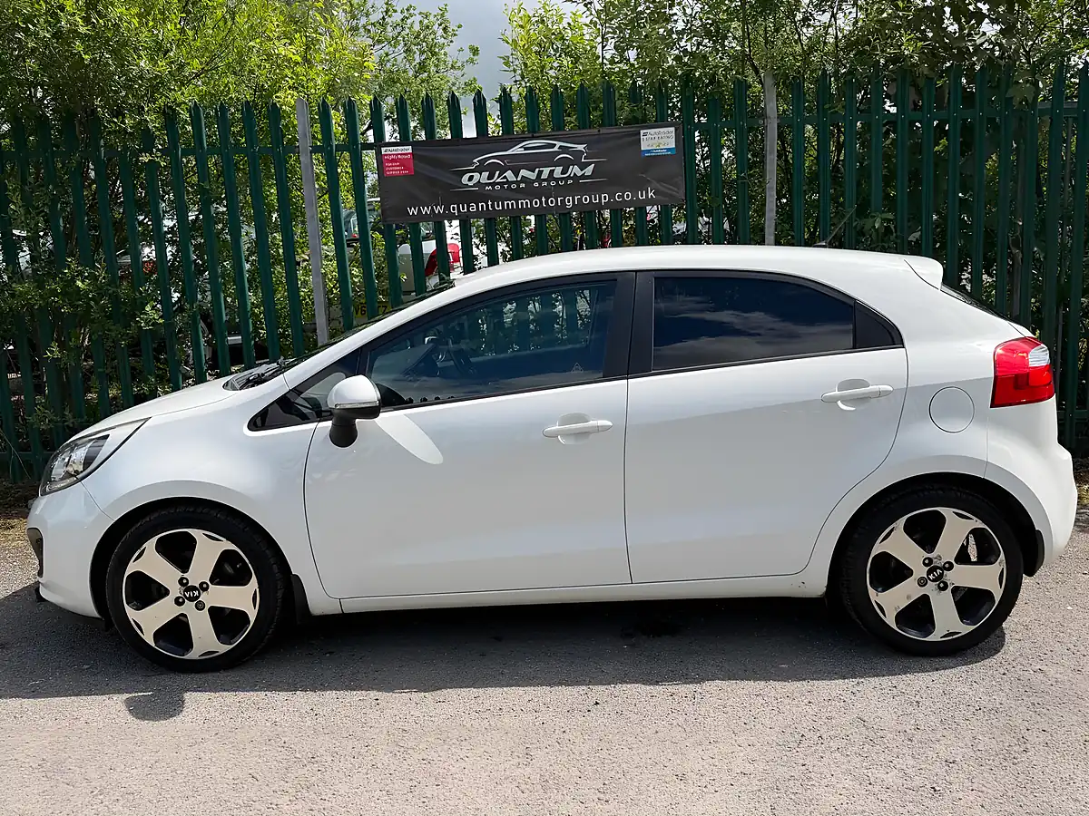 Used 2014 Kia Rio Ecodynamics 3 White - Interior and Exterior details 13