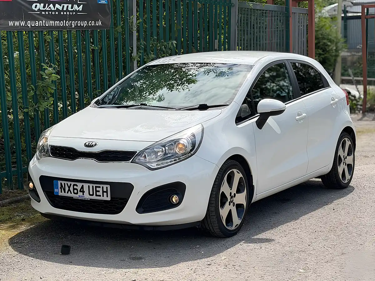 Used 2014 Kia Rio Ecodynamics 3 White - Interior and Exterior details 14