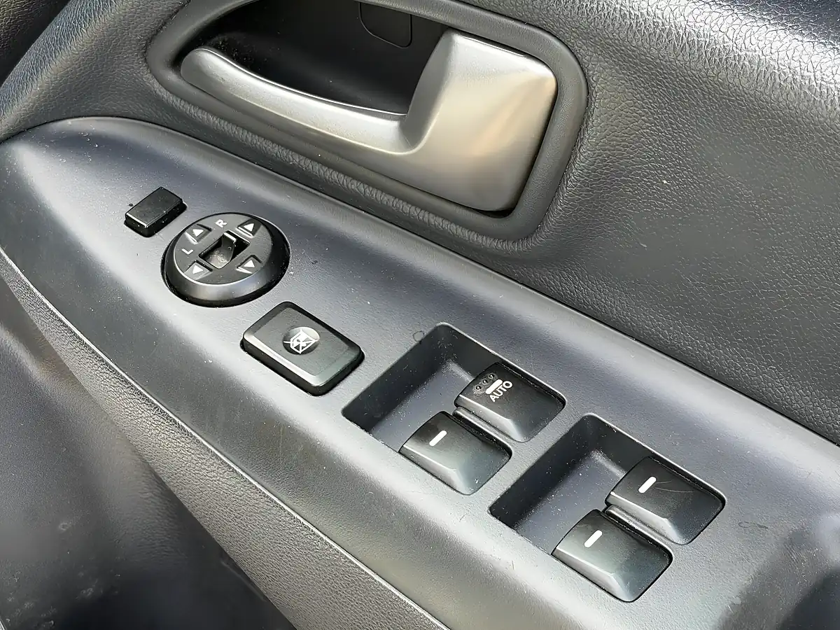Used 2014 Kia Rio Ecodynamics 3 White - Interior and Exterior details 15