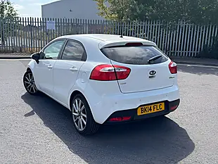 Used 2014 Kia Rio Ecodynamics 4 White - Interior and Exterior details 3