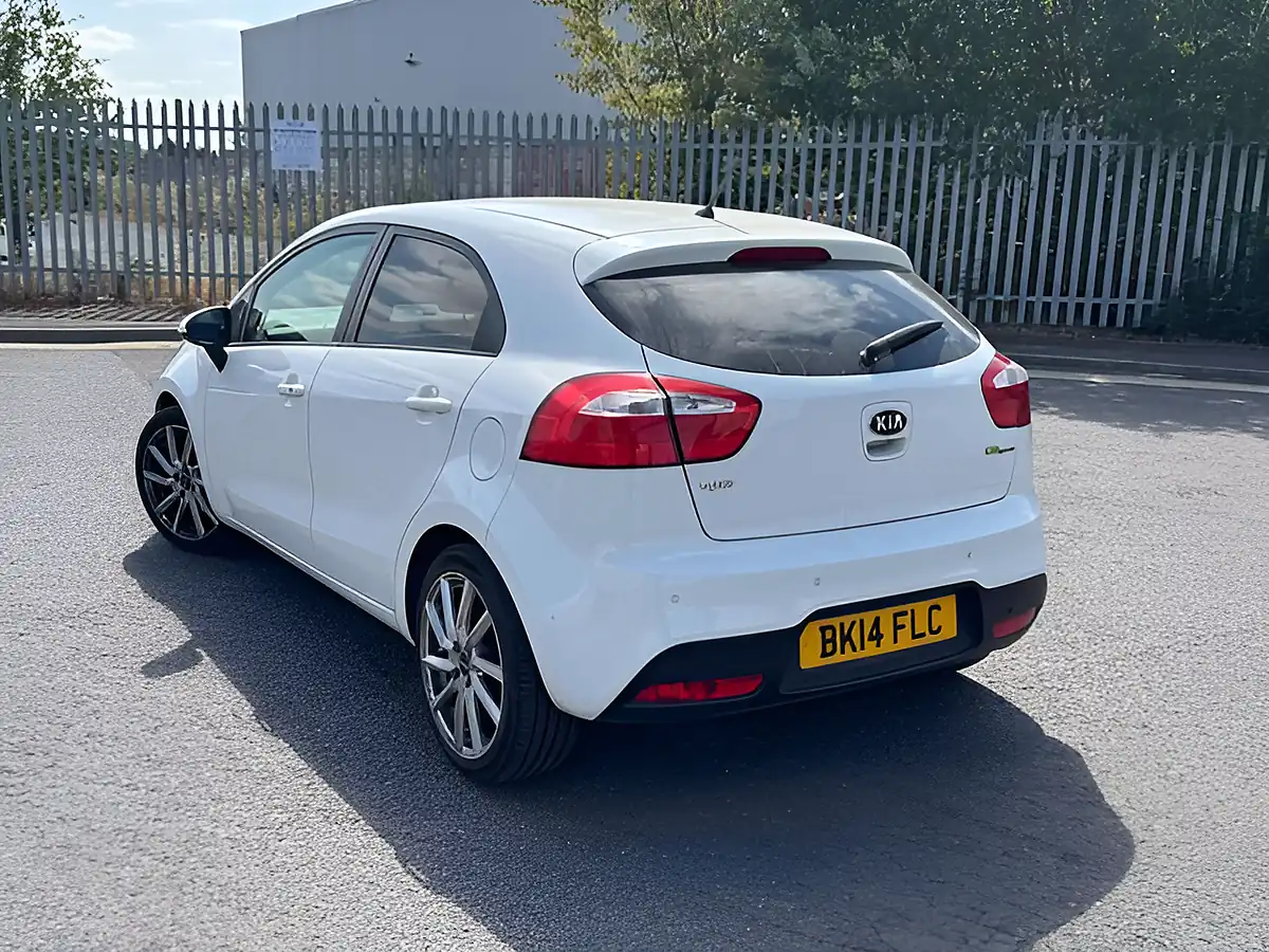 Used 2014 Kia Rio Ecodynamics 4 White - Interior and Exterior details 3