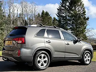 Used 2014 Kia Sorento KX-2 Silver - Interior and Exterior details 4