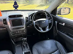 Used 2014 Kia Sorento KX-2 Silver - Interior and Exterior details 7