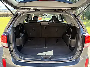 Used 2014 Kia Sorento KX-2 Silver - Interior and Exterior details 8