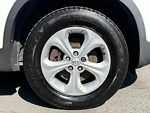 Used 2014 Kia Sorento KX-2 White - Interior and Exterior details 19