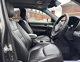 Used 2014 Kia Sorento KX-4 Silver - Interior and Exterior details 10