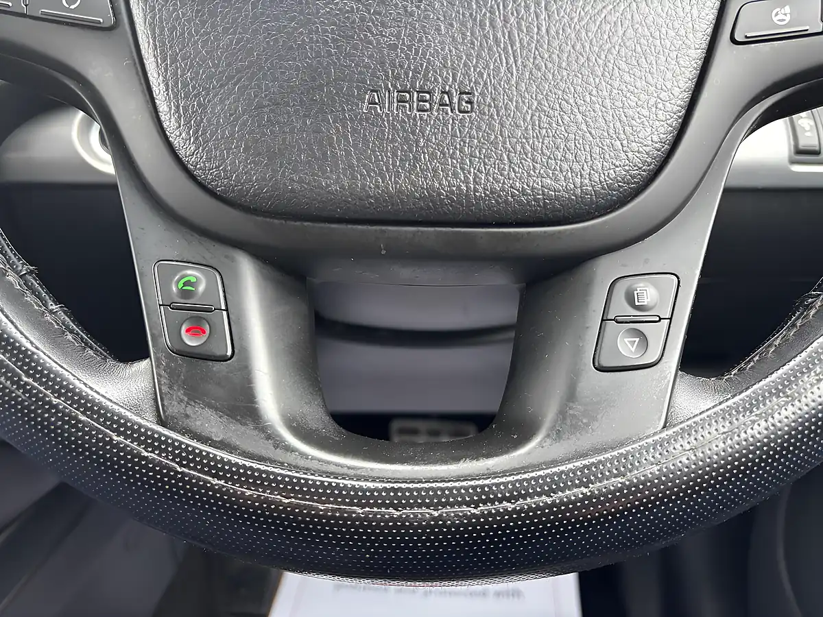 Used 2014 Kia Sorento KX-4 Silver - Interior and Exterior details 11