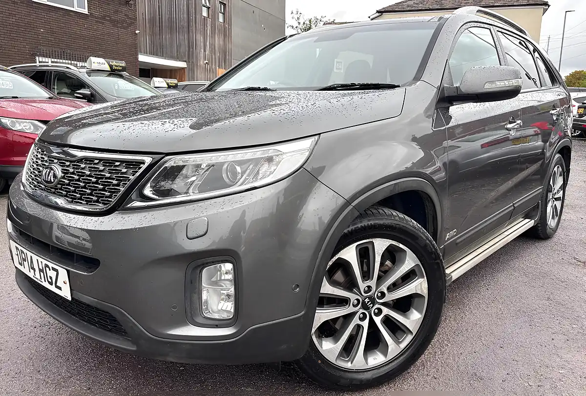 Used 2014 Kia Sorento KX-4 Silver - Interior and Exterior details 6