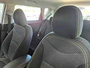 Used 2014 Kia Soul Connect Plus White - Interior and Exterior details 13