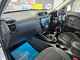 Used 2014 Kia Soul Connect Plus White - Interior and Exterior details 14