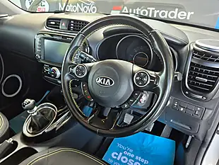 Used 2014 Kia Soul Connect Plus White - Interior and Exterior details 15