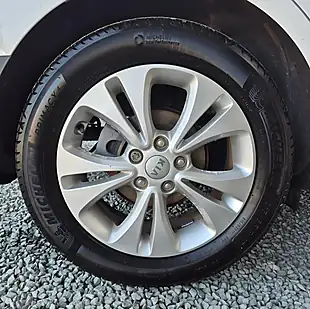 Used 2014 Kia Soul Connect Plus White - Interior and Exterior details 19