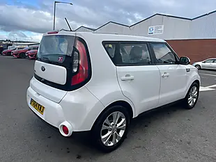 Used 2014 Kia Soul Connect Plus White - Interior and Exterior details 5