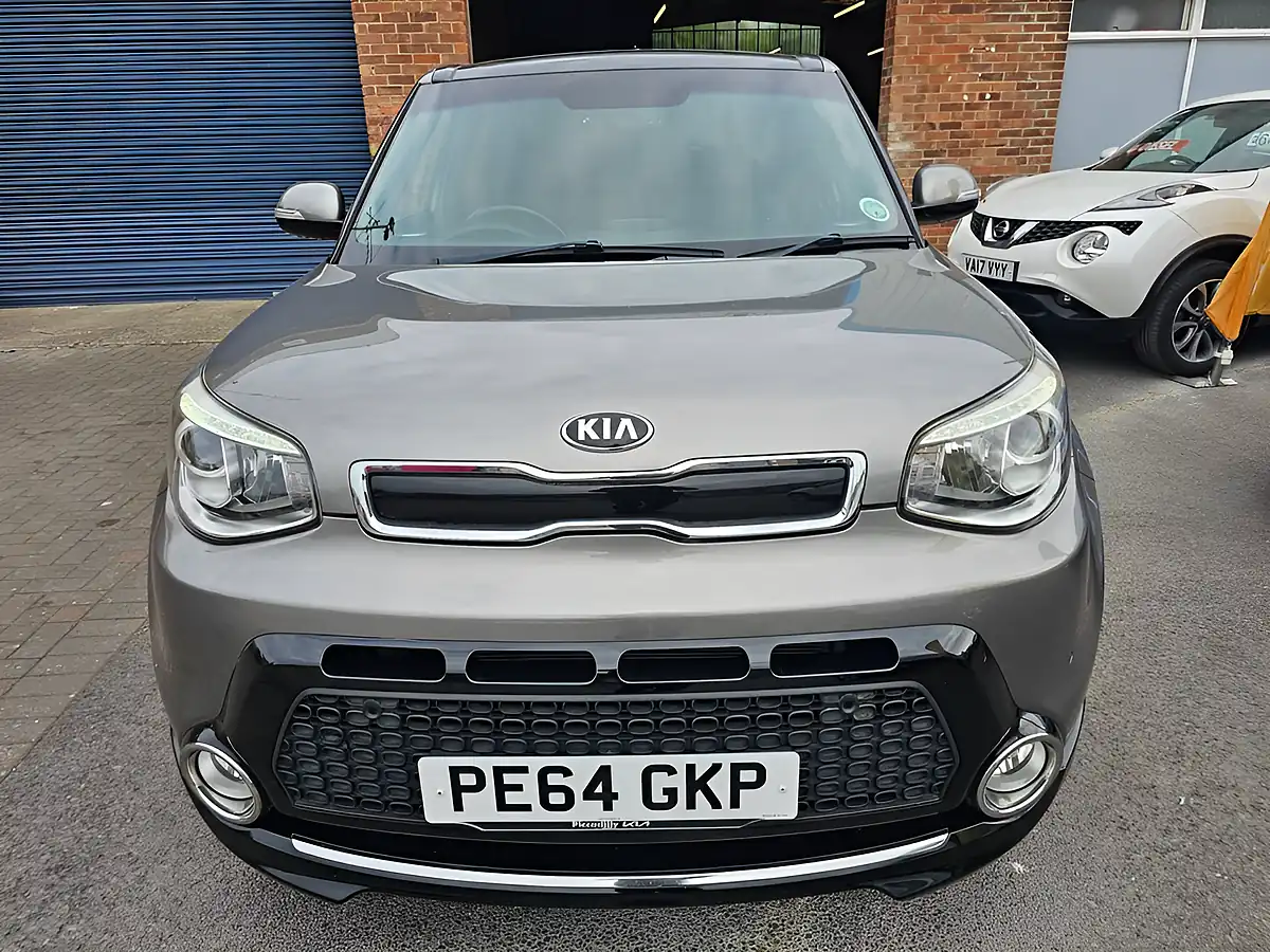 Used 2014 Kia Soul Maxx Silver - Interior and Exterior details 2