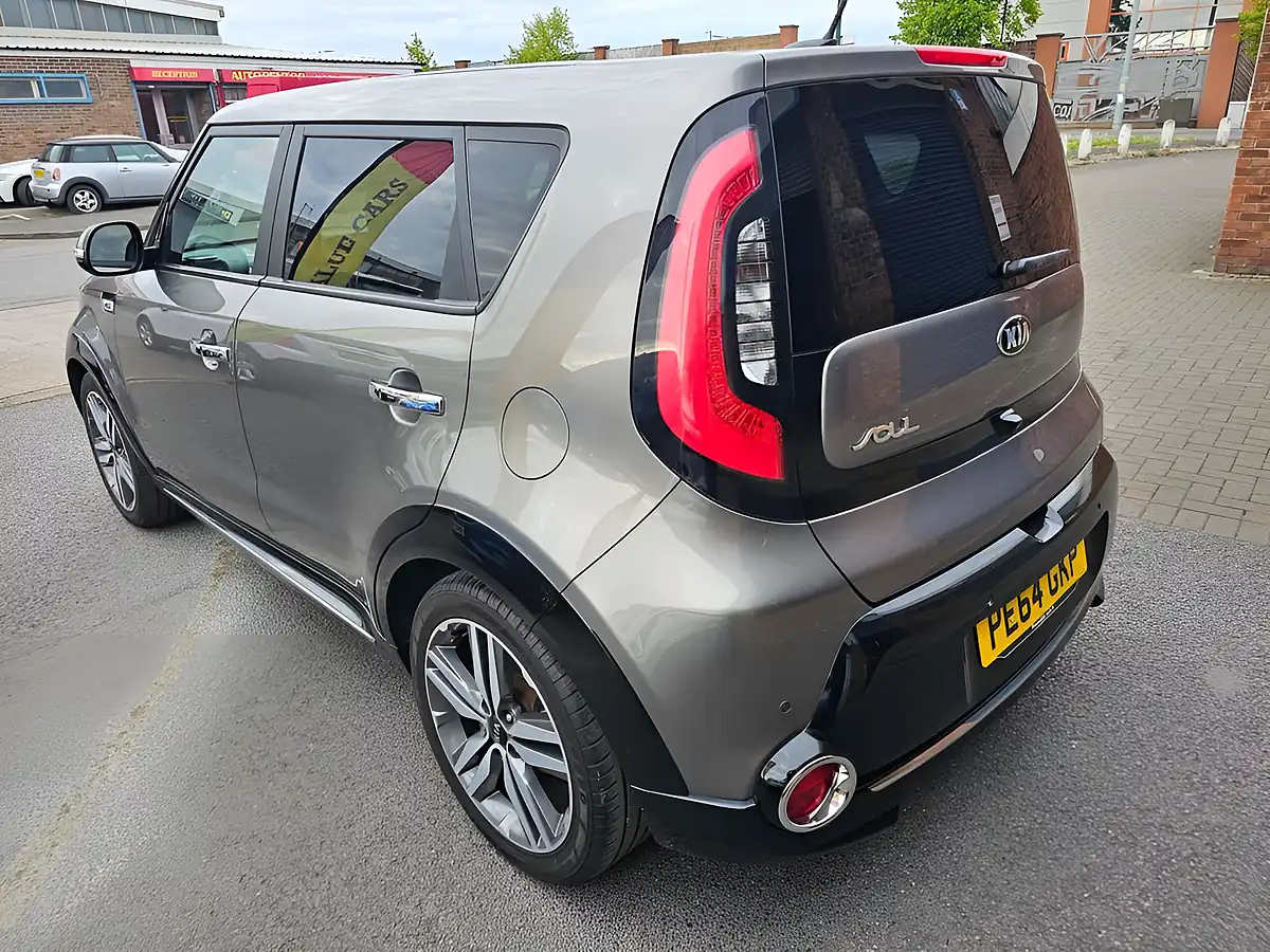 Used 2014 Kia Soul Maxx Silver - Interior and Exterior details 3