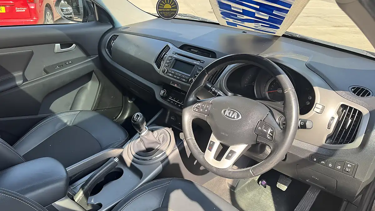 Used 2014 Kia Sportage Ecodynamics 2 Black Black - Interior and Exterior details 5