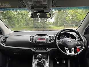 Used 2014 Kia Sportage Ecodynamics 2 White - Interior and Exterior details 9