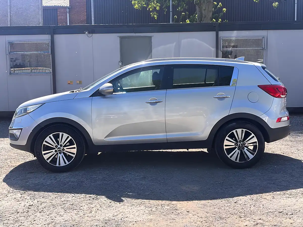 Used 2014 Kia Sportage Ecodynamics 3 2WD Silver - Interior and Exterior details 4
