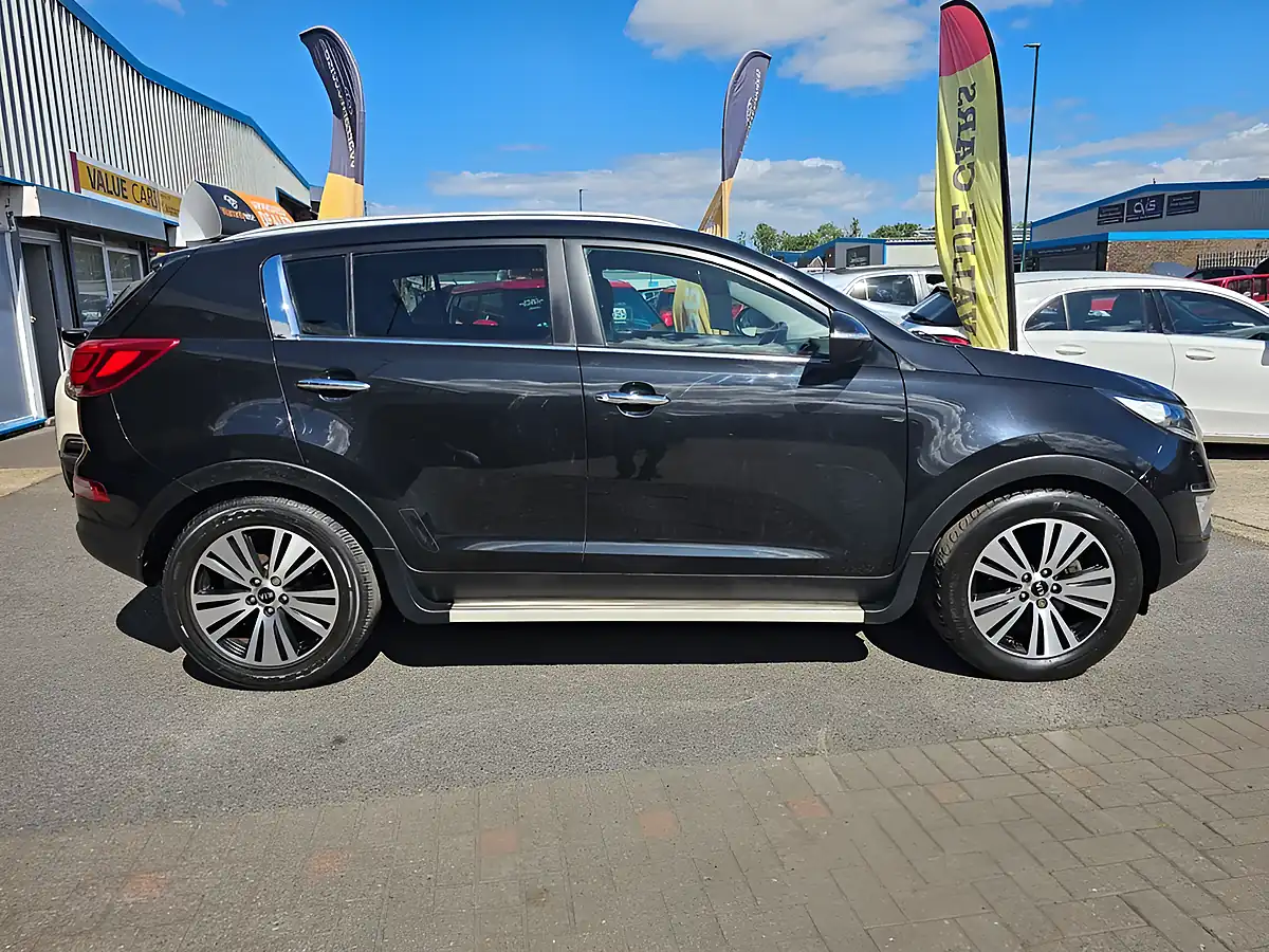 Used 2014 Kia Sportage Ecodynamics 3 Black - Interior and Exterior details 5