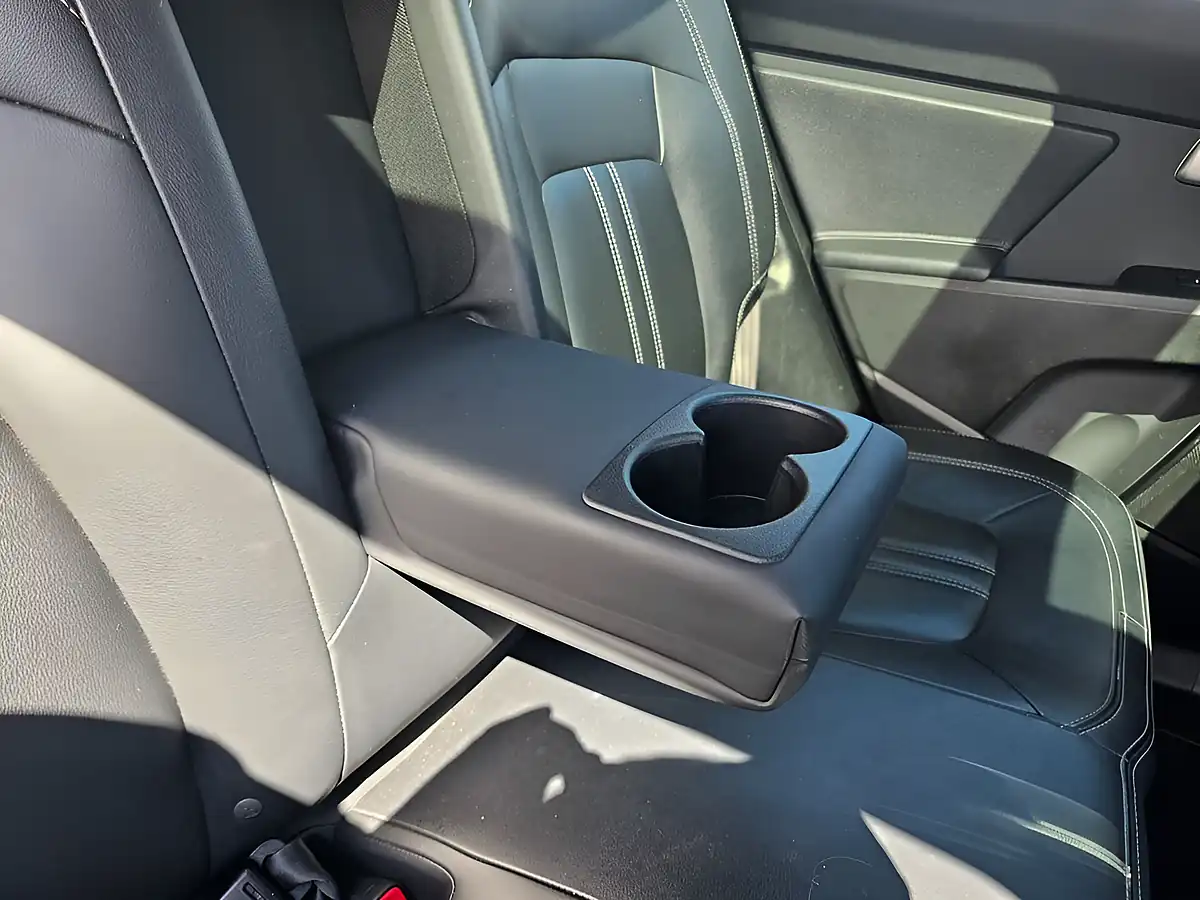 Used 2014 Kia Sportage Ecodynamics 3 Black - Interior and Exterior details 9