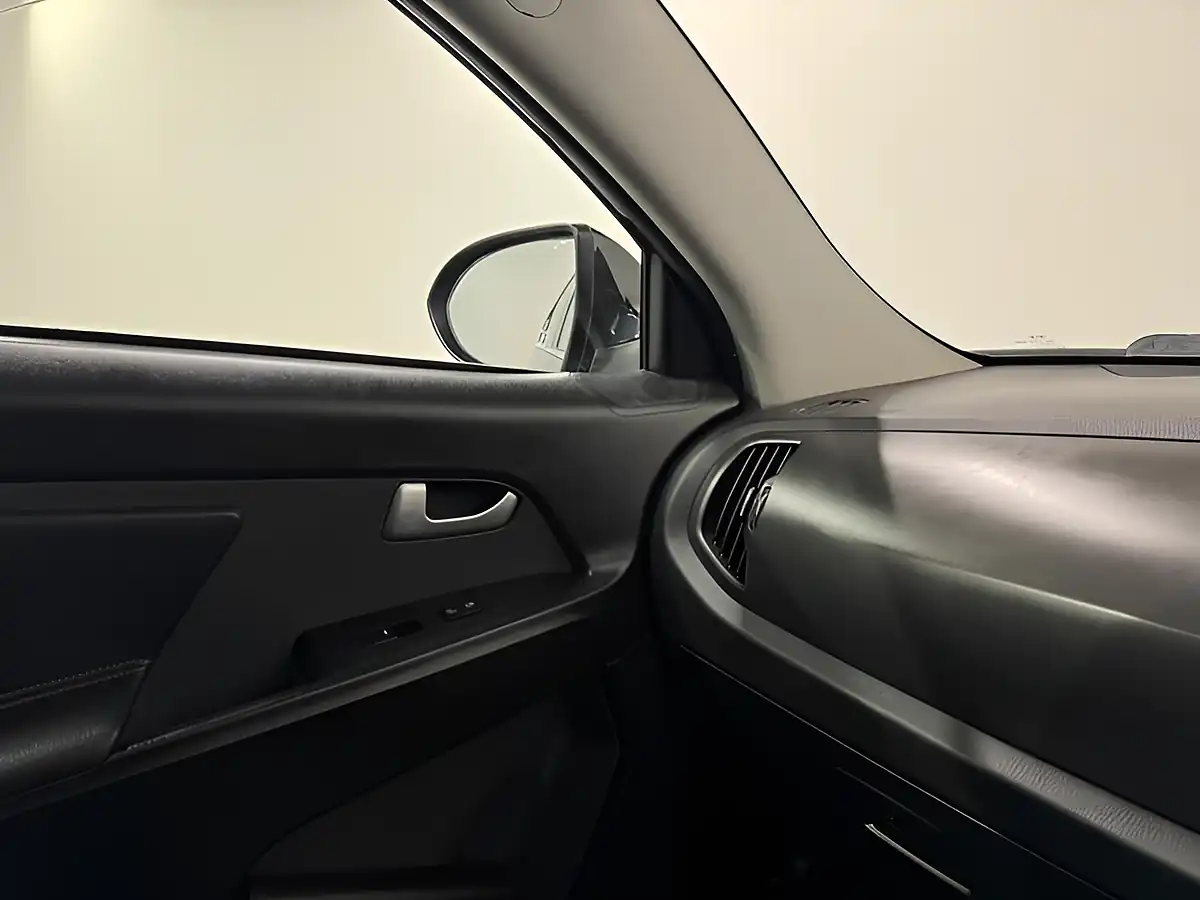 Used 2014 Kia Sportage KX-2 Black - Interior and Exterior details 18