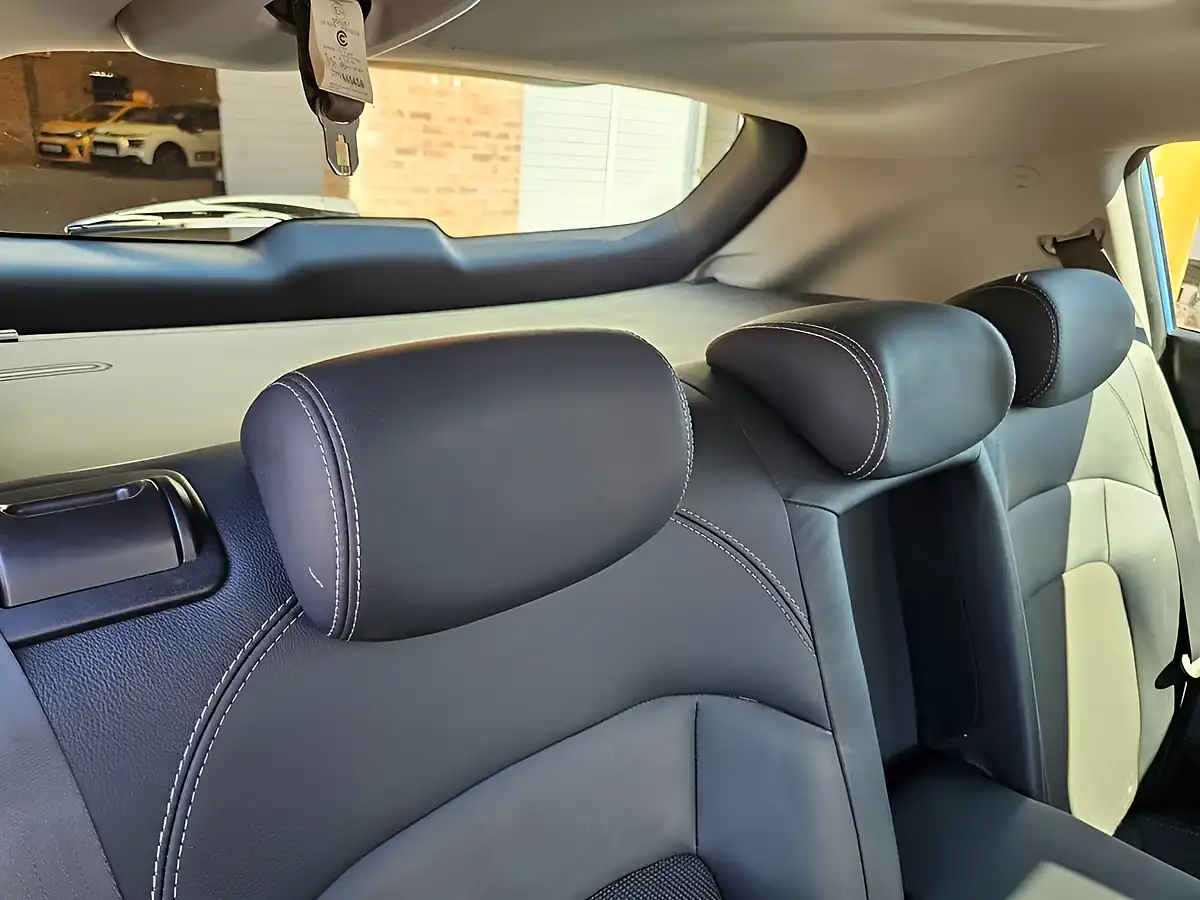Used 2014 Kia Sportage KX-2 Blue - Interior and Exterior details 12