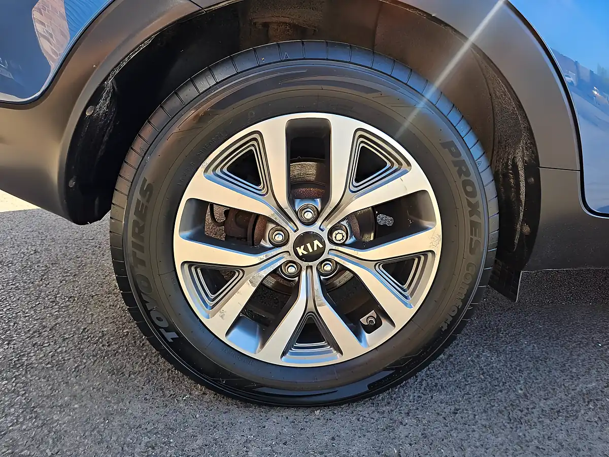 Used 2014 Kia Sportage KX-2 Blue - Interior and Exterior details 18