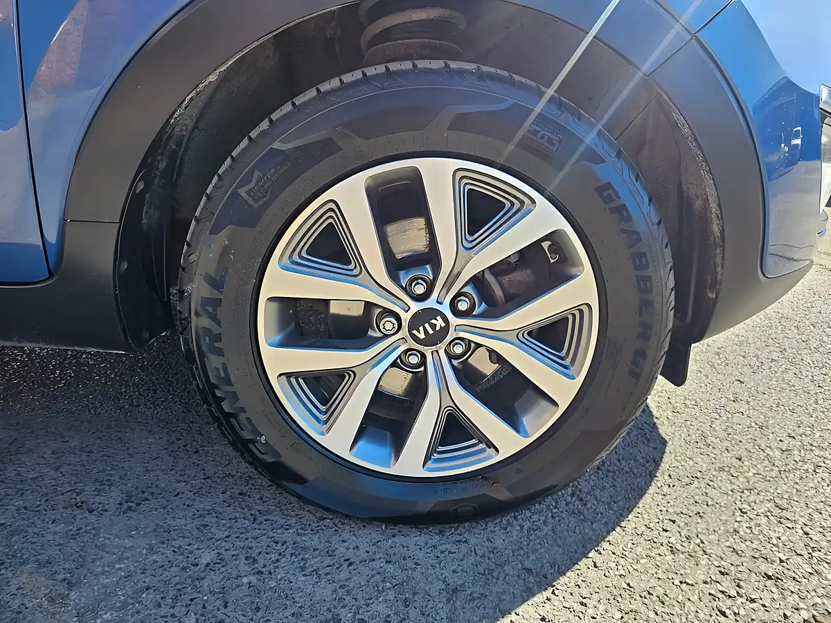 Used 2014 Kia Sportage KX-2 Blue - Interior and Exterior details 19