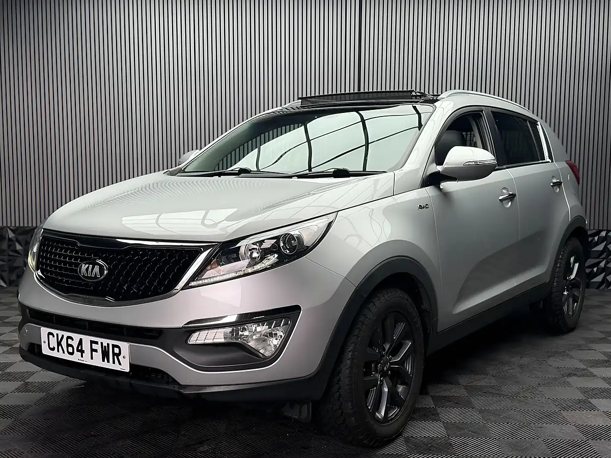 Used 2014 Kia Sportage KX-2 Silver - Interior and Exterior details 9
