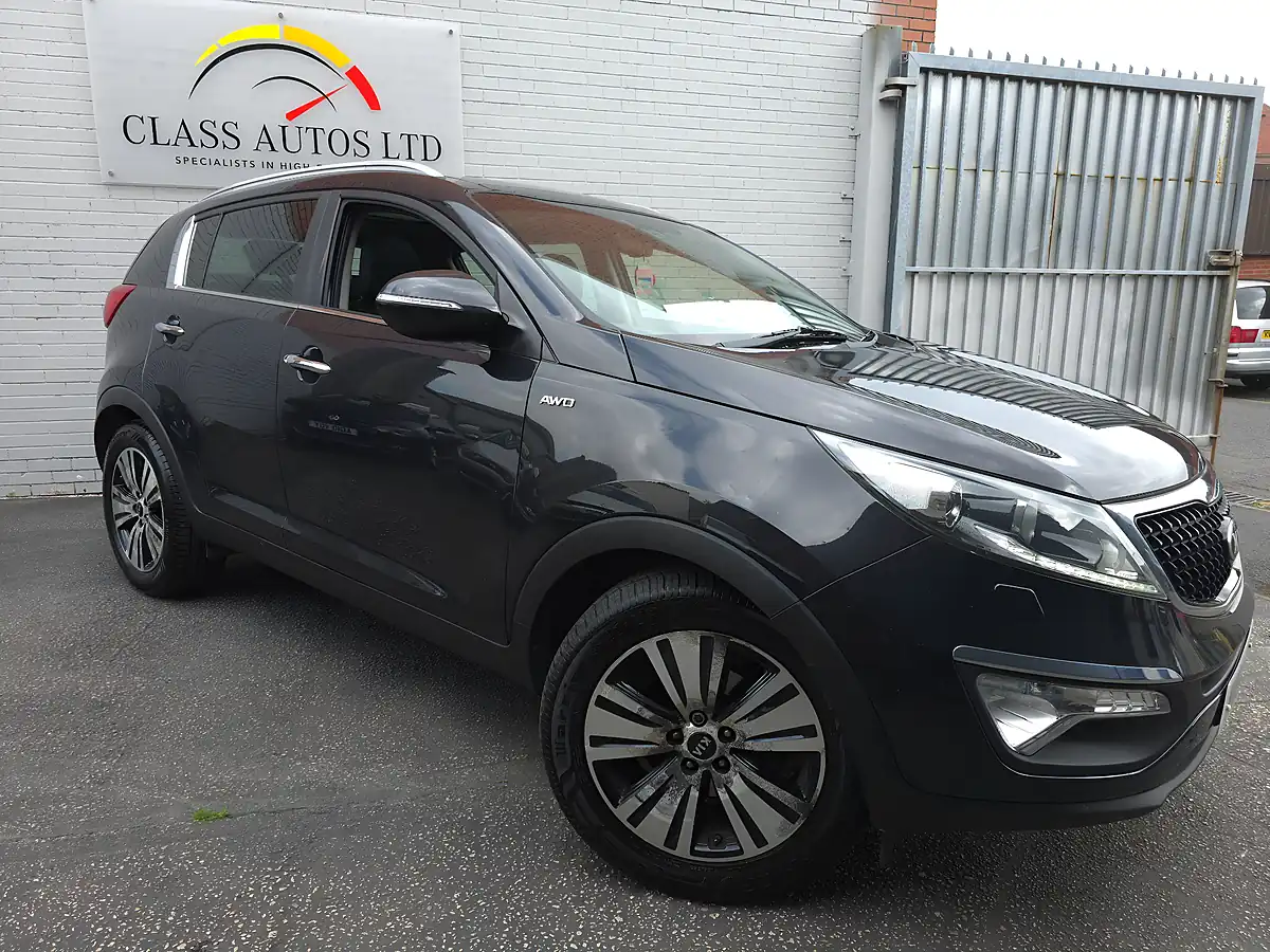 Used 2014 Kia Sportage KX-3 Black - Front View