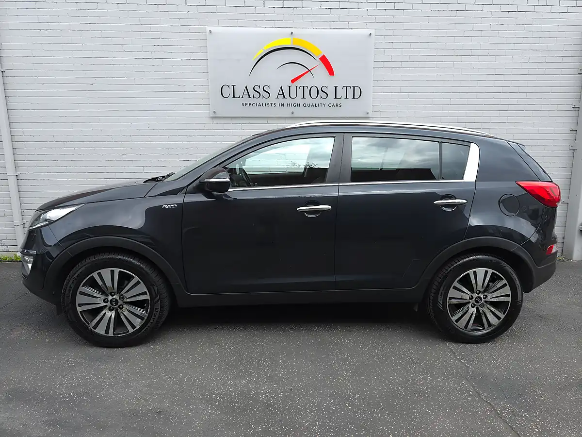 Used 2014 Kia Sportage KX-3 Black - Interior and Exterior details 8