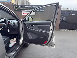 Used 2014 Kia Sportage KX-3 Silver - Interior and Exterior details 10
