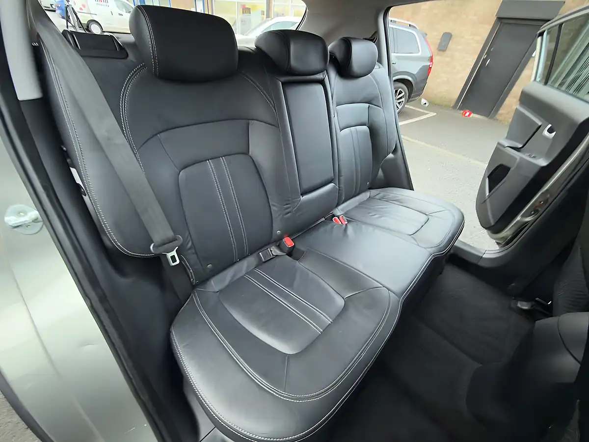 Used 2014 Kia Sportage KX-3 Silver - Interior and Exterior details 19