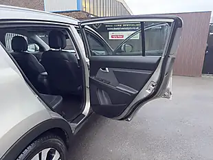 Used 2014 Kia Sportage KX-3 Silver - Interior and Exterior details 9