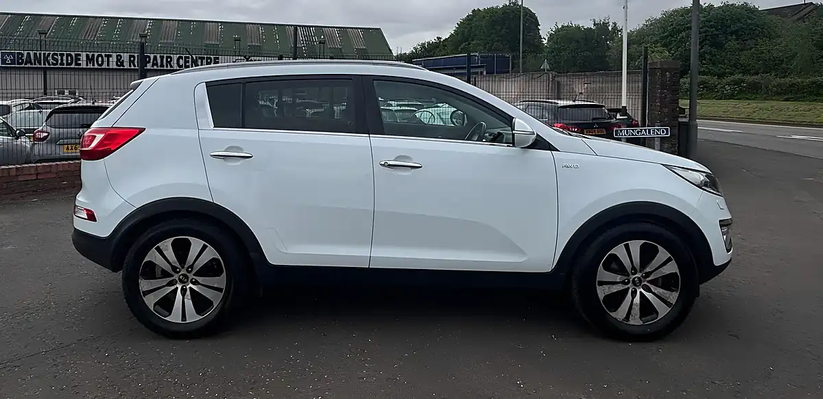 Used 2014 Kia Sportage KX-3 White - Interior and Exterior details 3