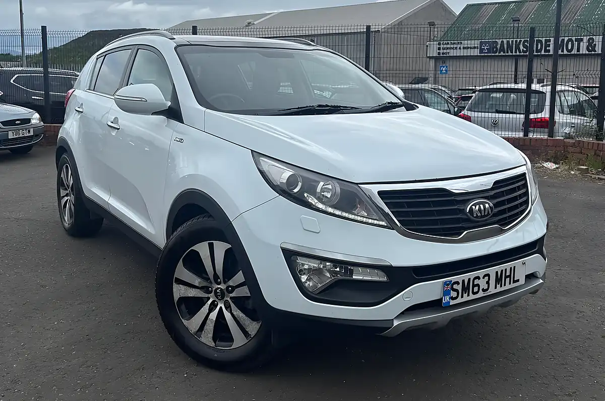 Used 2014 Kia Sportage KX-3 White - Interior and Exterior details 6