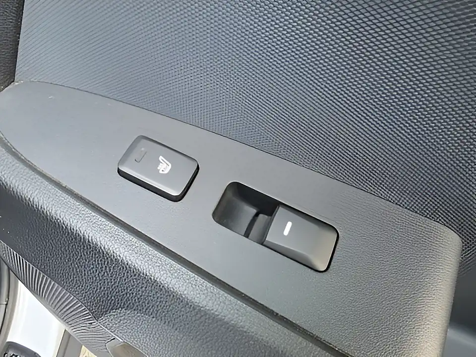 Used 2014 Kia Sportage KX-3 White - Interior and Exterior details 15