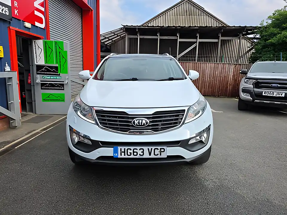 Used 2014 Kia Sportage KX-3 White - Interior and Exterior details 2