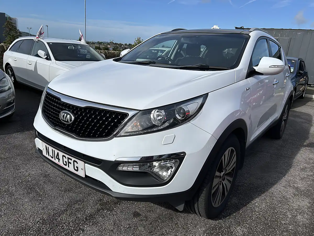 Used 2014 Kia Sportage KX-3 White - Interior and Exterior details 3
